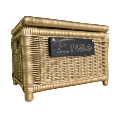 Gouden rotan mand met deksel en naambordje