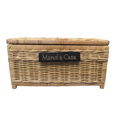 Rotan mand met deksel en naam
