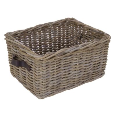Rieten kastmand met lederen hengsel